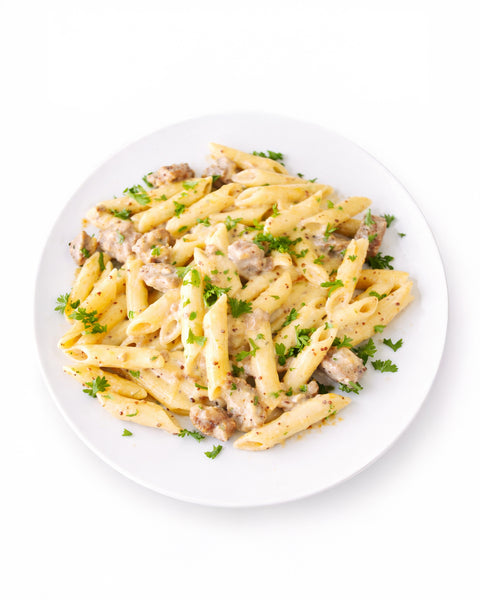 Penne à la merguez, deux moutardes & vin blanc