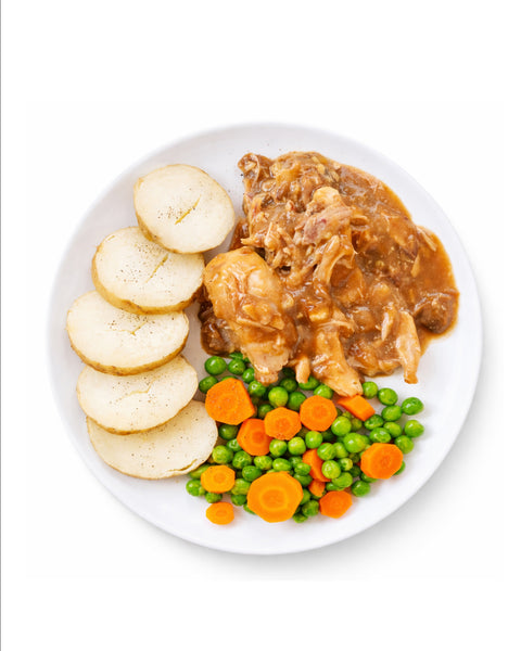 Poulet forestier, carottes, pois verts & pommes de terre