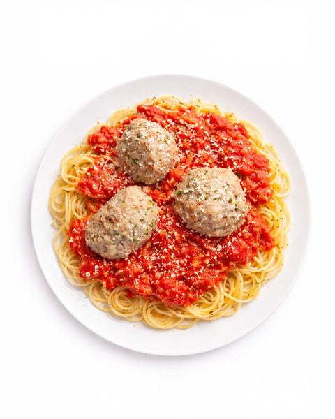 Spaghettini aux boulettes de veau, marinara & parmesan